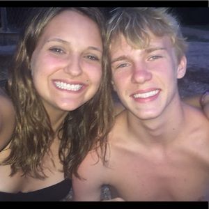 Meet your Posher, Carley